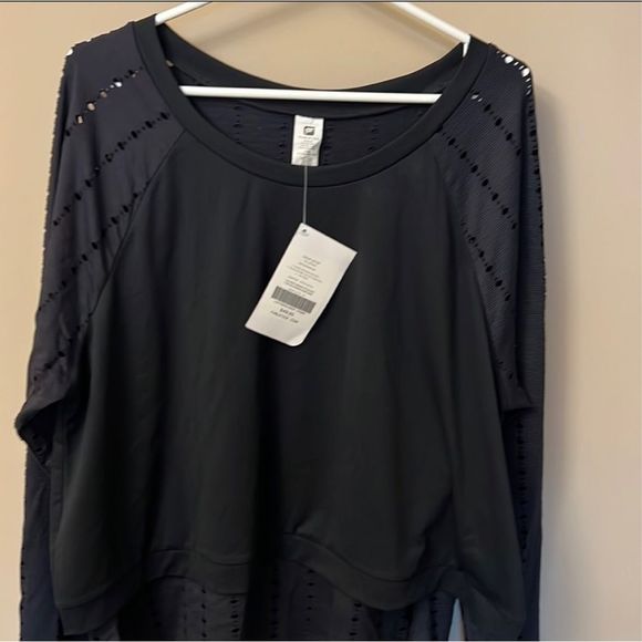 Fabletics Shelby Black Athletic Top Size 2X - Picture 5 of 8